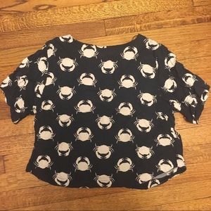 Navy cropped shirt with split open back